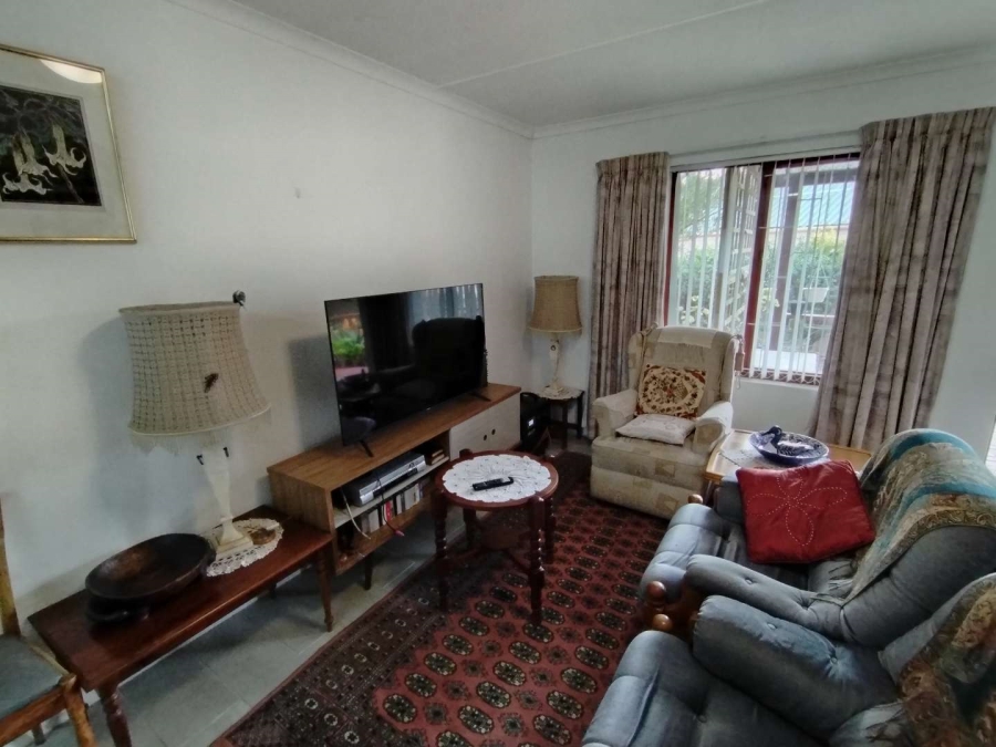 To Let 3 Bedroom Property for Rent in Stilbaai Wes Western Cape